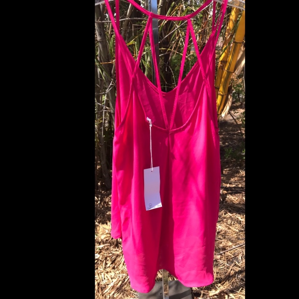 Top Lush new M Fuscia